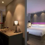 Orange Hotel Select